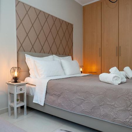 Mary'S Modern And Elegant Apartment Kalambaka Exterior foto